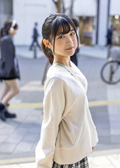 アブナイM願望が芽生えた剛毛マ〇コ浪人生が屈強なデカチン達に終日滅多挿しにされる上京体験。長野県松本市在住 桜庭菜乃花510092