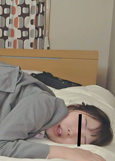 【個撮】どこの会社にもいる老害キモ上司による新人歓迎会でダウンした女子社員持ち帰りハメ撮り映像コレクション20名476021