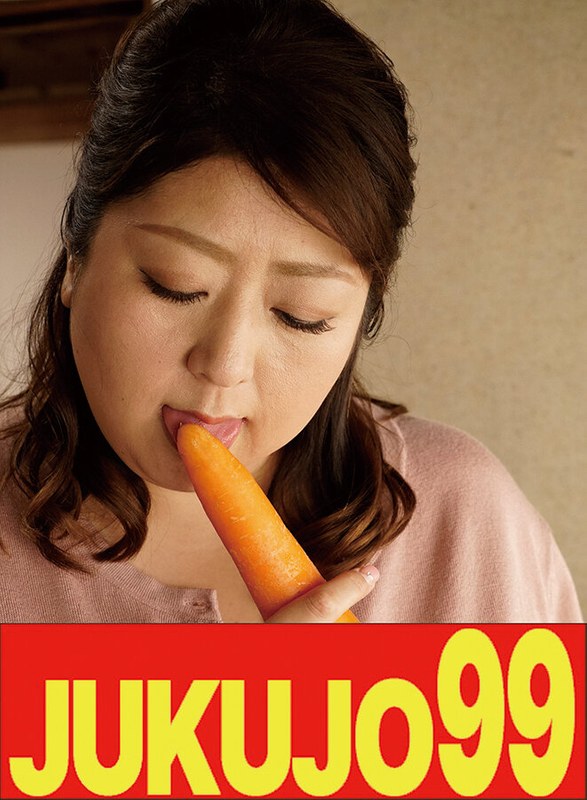 [素人]【四十路】巨乳で豊満で巨尻な母 加賀美涼子 母のオナニーとフェラ編h_1489j9900706c