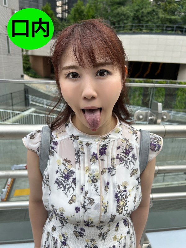 街角で声をかけて口内観察させてもらう スーパーのパート店員 まきさんh_1651nko00027