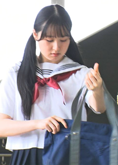 完全着衣内アングル！先端が自在に動くファイバースコープで敏感な乳首を責められ恥ずかしがりながらも感じてしまうセーラー服ちっぱい美少女 川上しずく528661