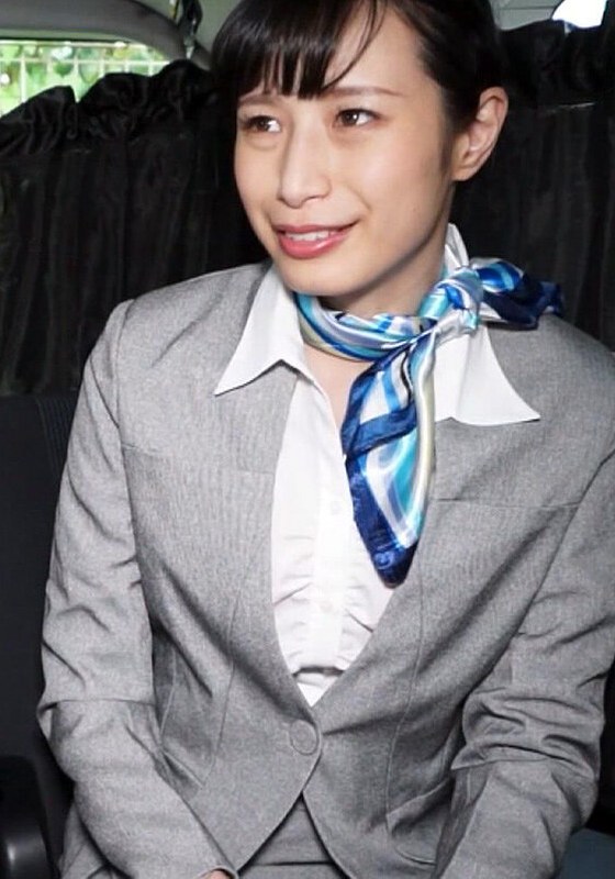 この清楚そうで、物静かなCAさんはイイナリドM！マン擦りでガマンできなくなった奥様、エビぞり絶頂で腰ふりふりの快楽堕ち！h_1724a100b00012