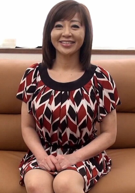 長らく別居中の五十路熟女がお金の為と言いつつもエッチがしたくて性欲発散のAV出演！本能丸出し濃厚SEXにイキ狂う！　レビュー-