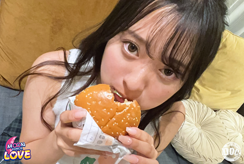 【ゼロ距離カップル】キス魔彼女とデート帰りのまったりタイム ＃かほ531791