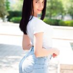 ラテン美女とヤリたい！エミリーとヨハ